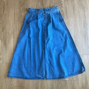 Vintage High Waisted Blue Denim Button-Front Skirt *Rare Find*